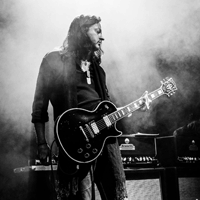  Here's another great SW shot taken during soundcheck in Bochum, Germany by the wonderful Hajo Müller.
And there in the background, guitar tech extraordinaire... the legendary Tonto Jhowry!!! Thank you my friend... I couldn't have made it through all those shows without you!! 